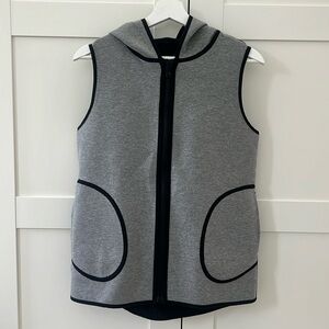 Lululemon Reversible Hooded Vest — Size: 8
